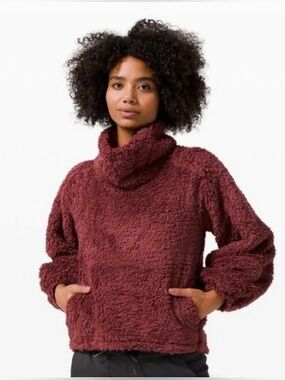 Lululemon Warm Restore Sherpa Pull Over